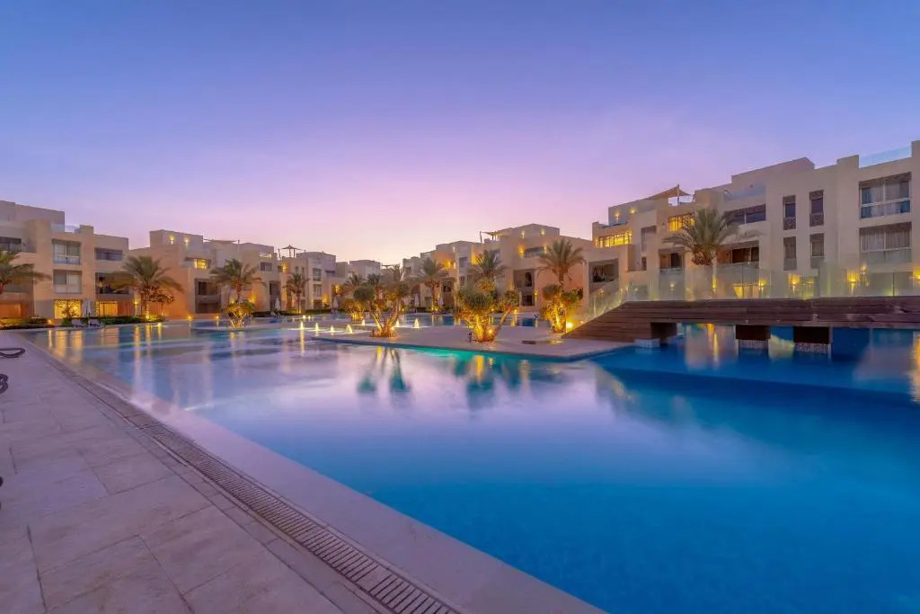 Elegant 2-Bedroom Apartment in Mangroovy, Pool & Beach