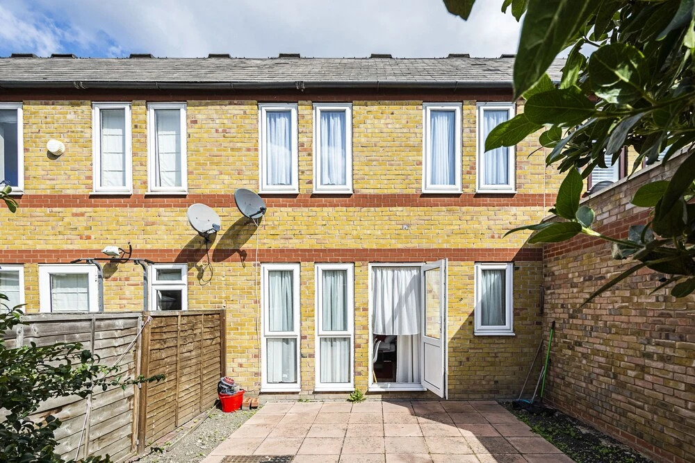 ASH Cosy Apartments 2 - Codling Close
