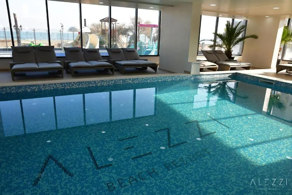 Waves 13 - Alezzi Beach Resort