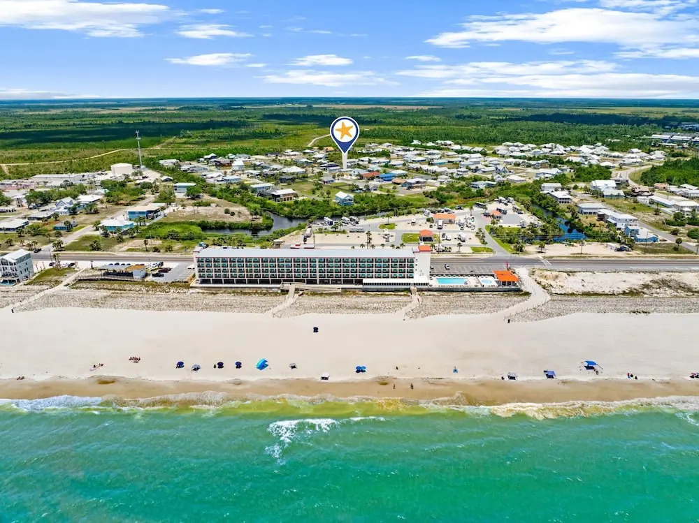 Pet Friendly Beach House - Lazy Palms