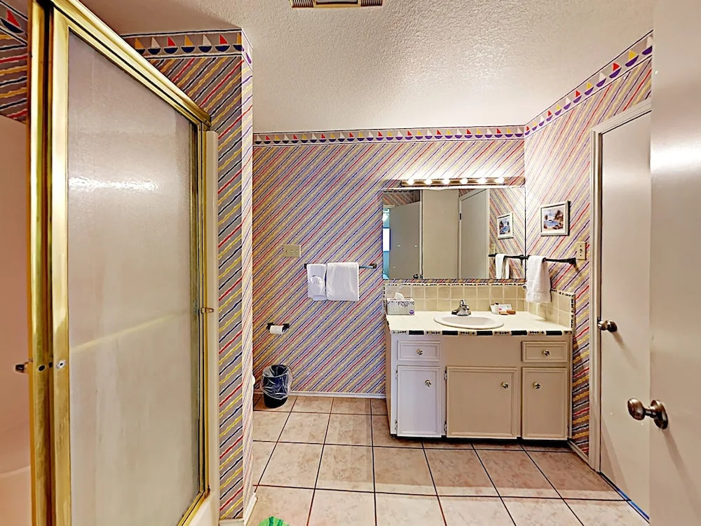 Sherman House - Two Bedroom Home
