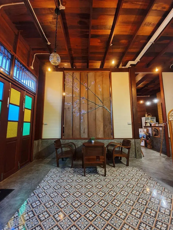 BanSoi 1 & Alley One Cafe
