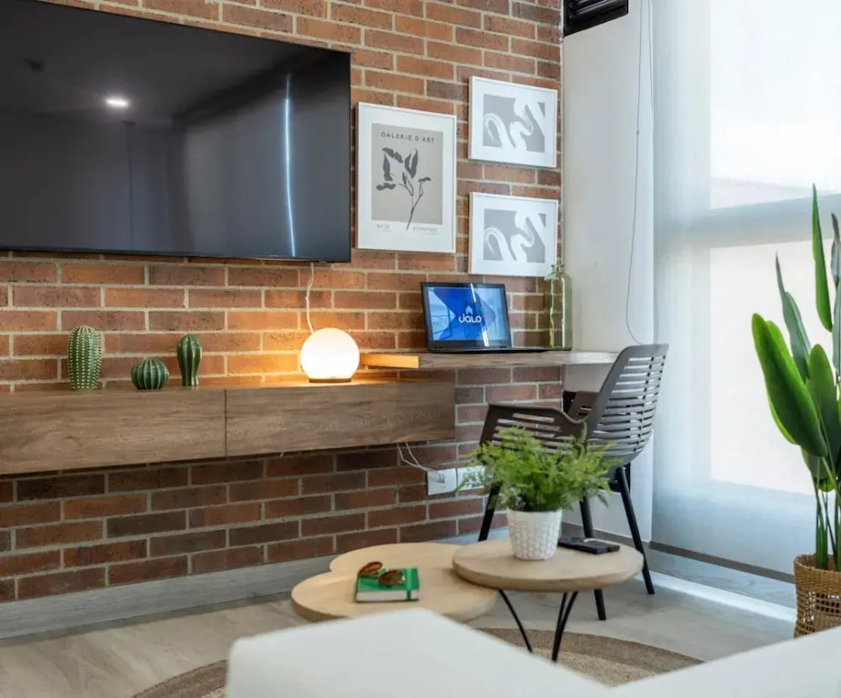 Kyux Studios by Jalo - Laureles