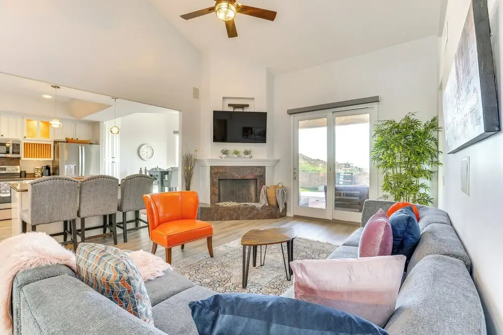Mtn & City Views: Stunning Villa in Phoenix!