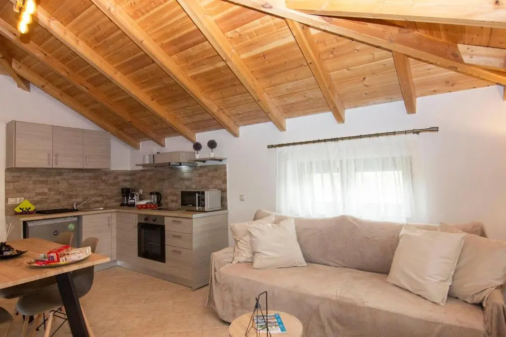 Selinitsa Stone Studio - Mani Seaview Retreat