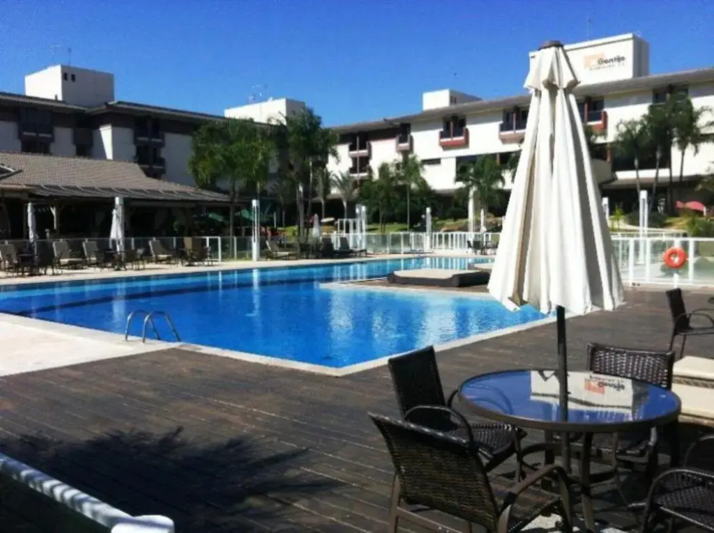 FLAT LIFE RESORT