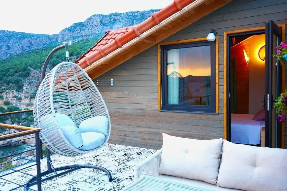 The Luxury Shelters