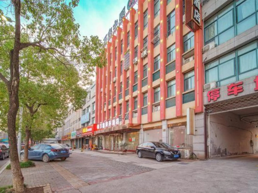 Yuyao wanxinzhutishangwu Hotel