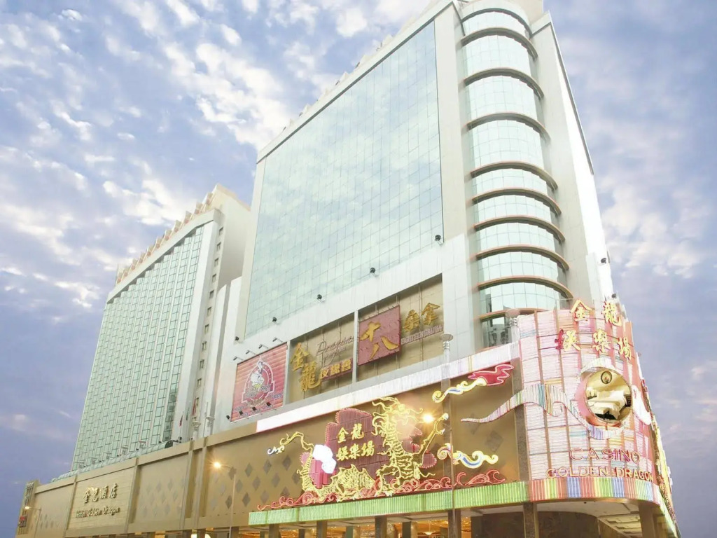 Hotel Golden Dragon