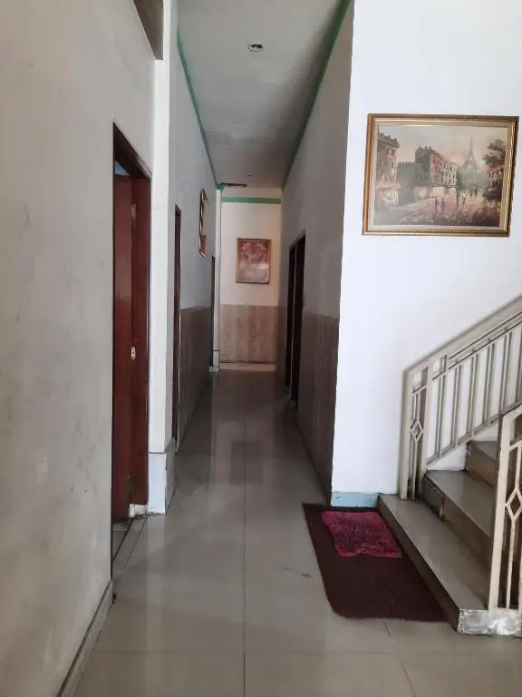 OYO 92470 Hotel Sahabat 2