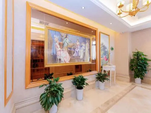 Vienna Hotel Shenzhen Longgang Ainan Road