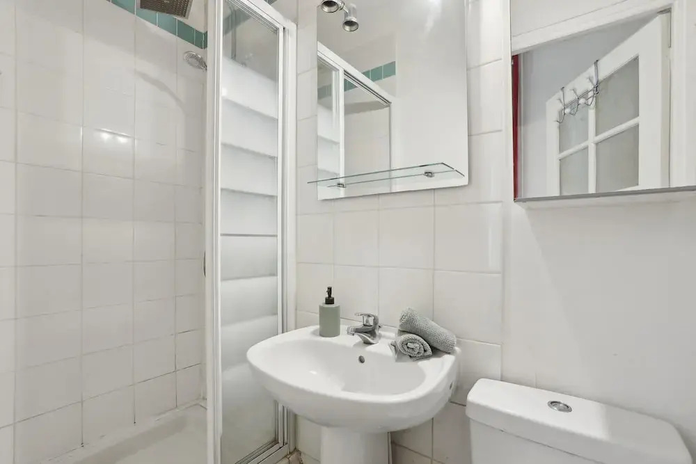 Chic 1BR by Châtelet & Louvre