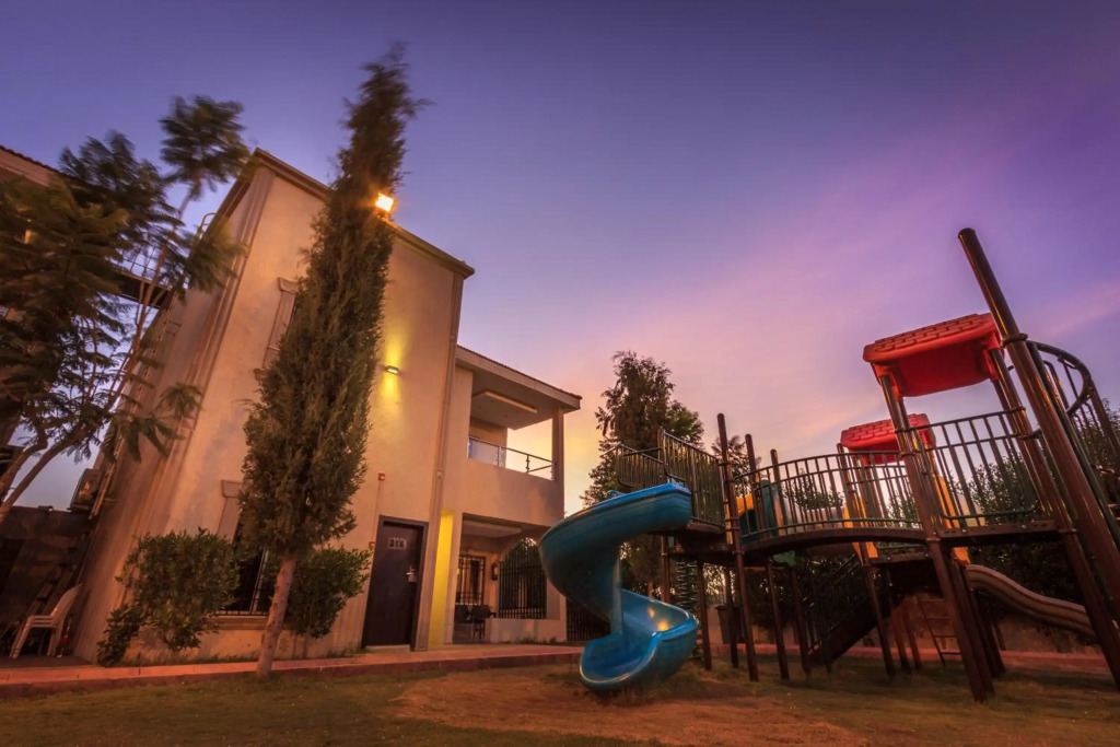 Al Muhaidb Residence Holiday Homes Al Hada Resort - Economic