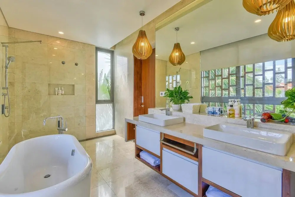 Stunning Beachfront 6br Villa W Largest Pool