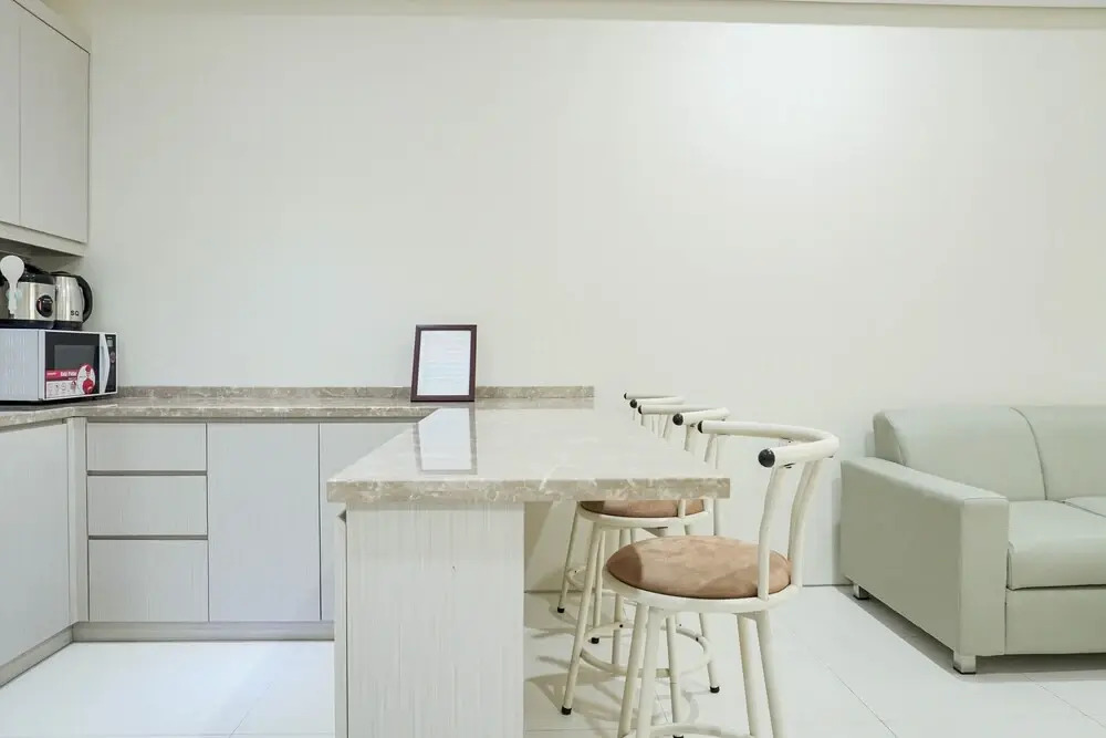 Luxurious Modern 2Br Apartment at One Park Residences by Travelio