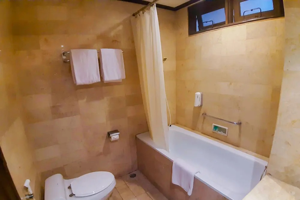 Whiz Residence Darmo Harapan Surabaya