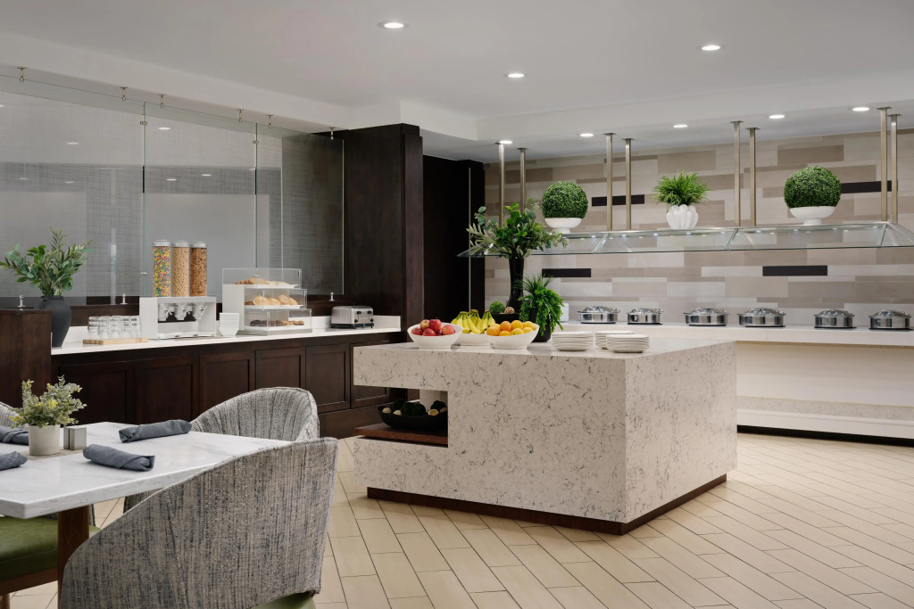 Hyatt Regency Suites Atlanta Northwest