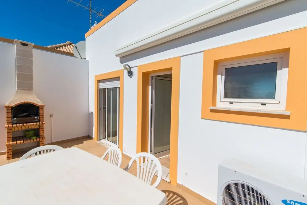 "cabanas de Tavira - Apt Gomeira 3bedroom, Pool, Wifi and air Conditioning"
