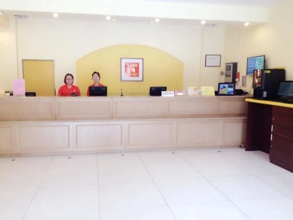 Home Inn Suzhou Road Pedestrian Branch