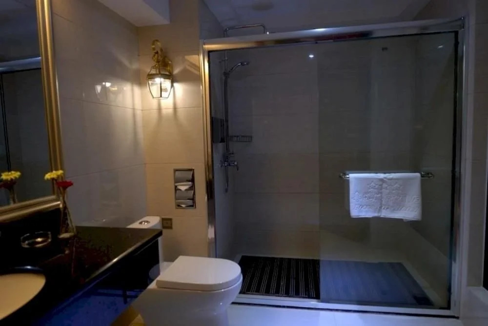Hezhou Joy City Hotel