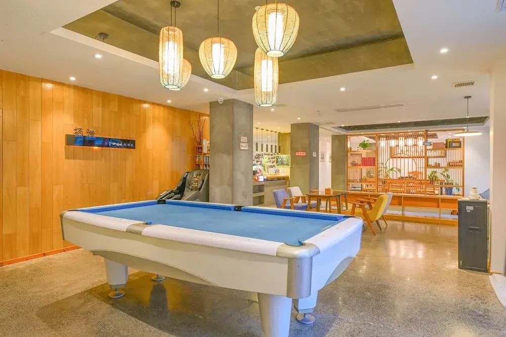 Tianmen Boutique Hotel-Free pickup from Tianmenshan-English services-Near the Tianmen Cableway