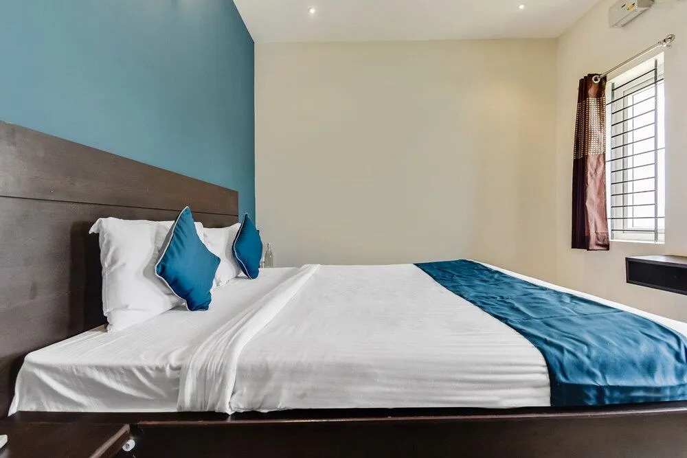 Oyo Flagship 18452 Pritam Airport Inn