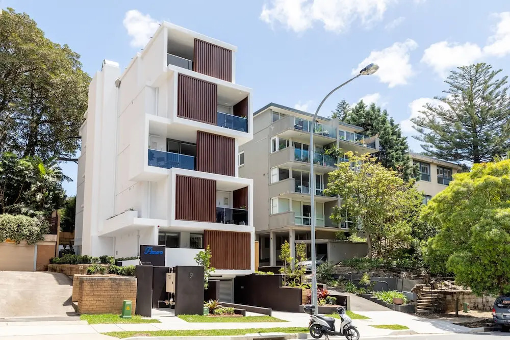 Azure Apartments Bondi by Urban Rest