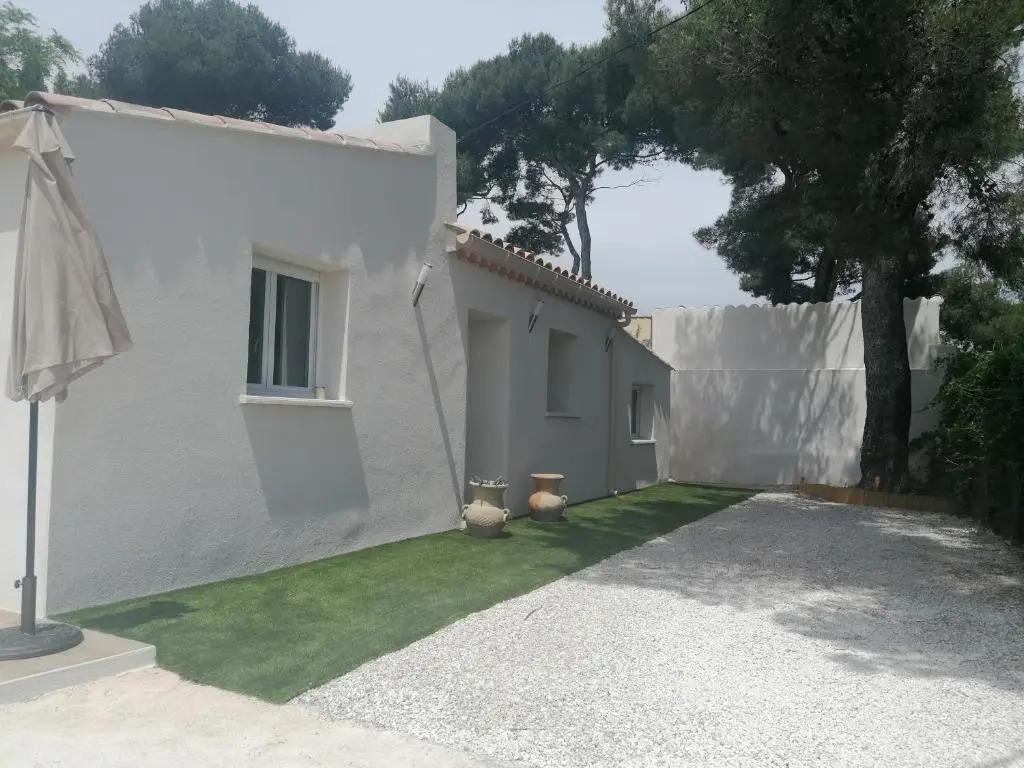 Le Cabanon de Tholon