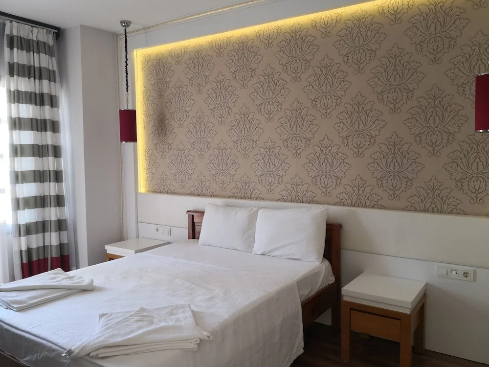 Hisar Aqua Hotel
