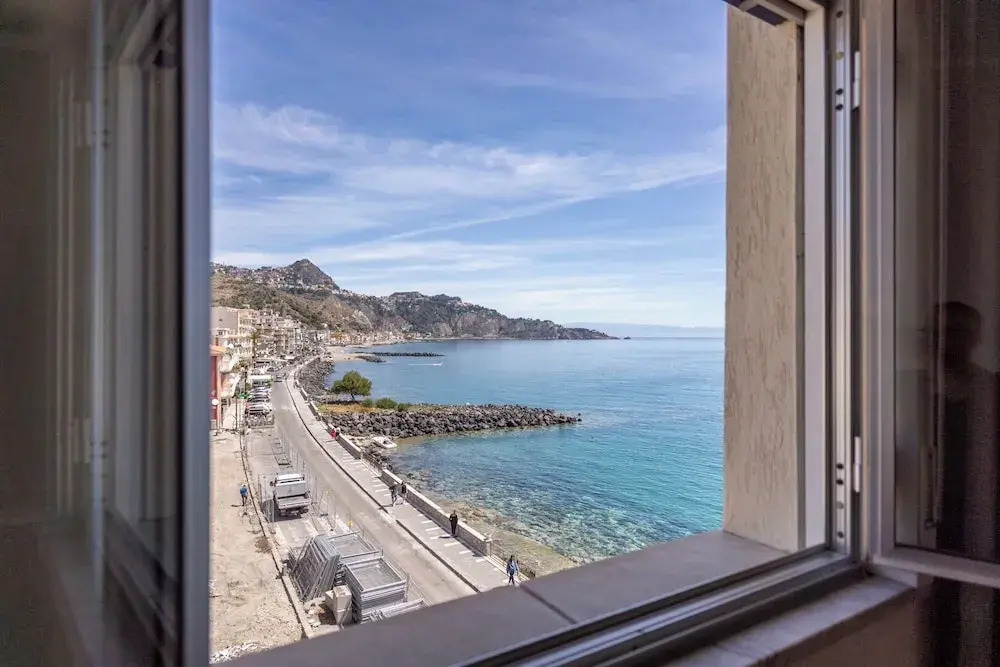 IG- "Talìa Apartments"