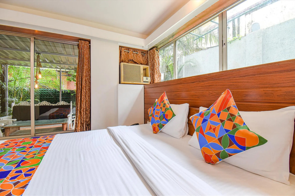 Fabhotel Silver Nest