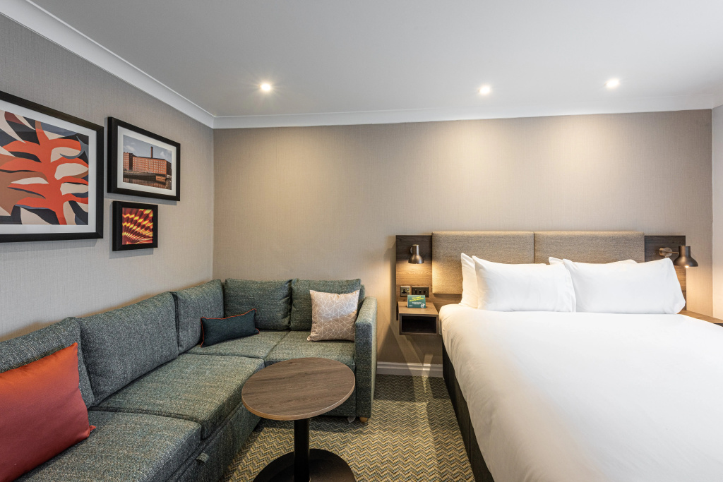 Holiday Inn - Manchester - Oldham by IHG