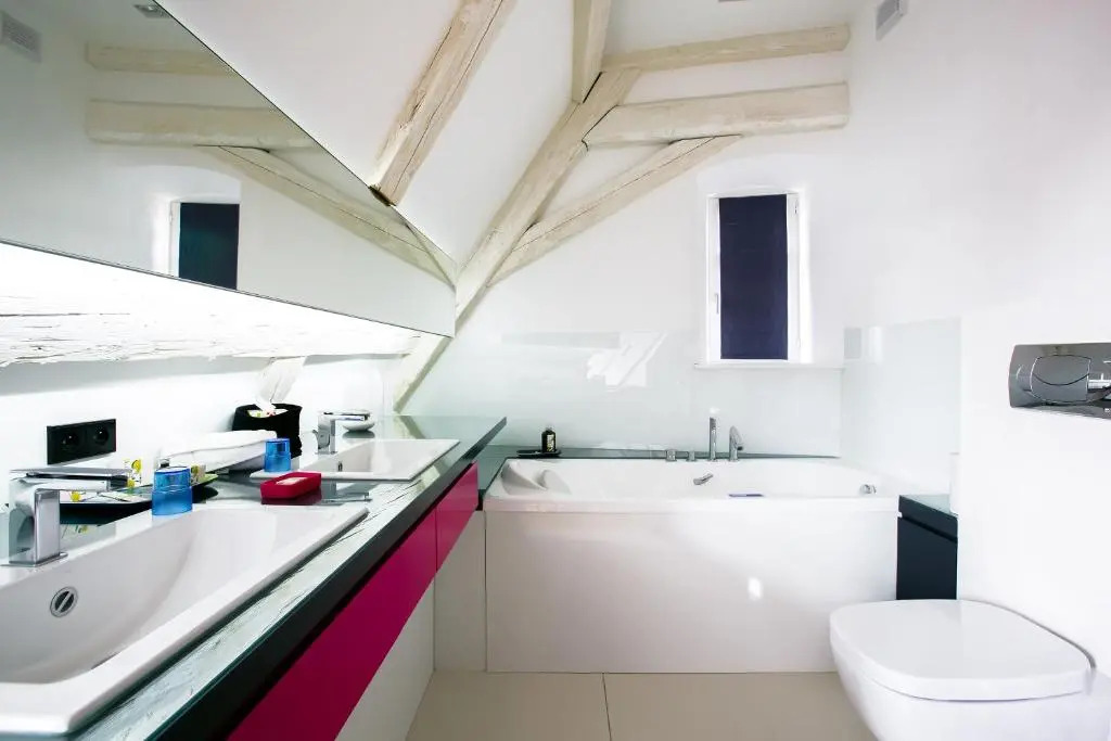 Le B. Suites, Chambres & Restaurant