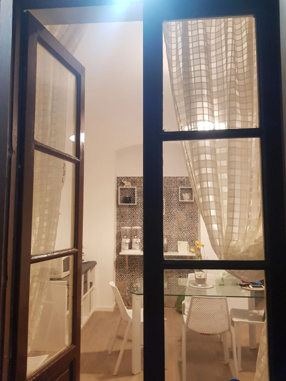 Dietro il massimo