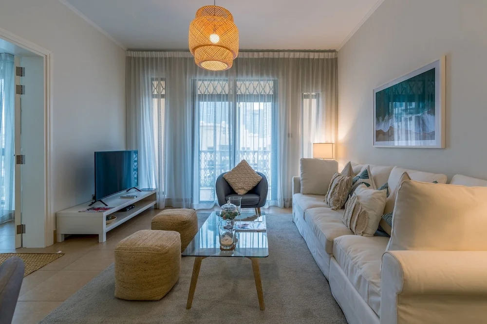Spacious 2bedroom With Burj View in Downtown Dubai