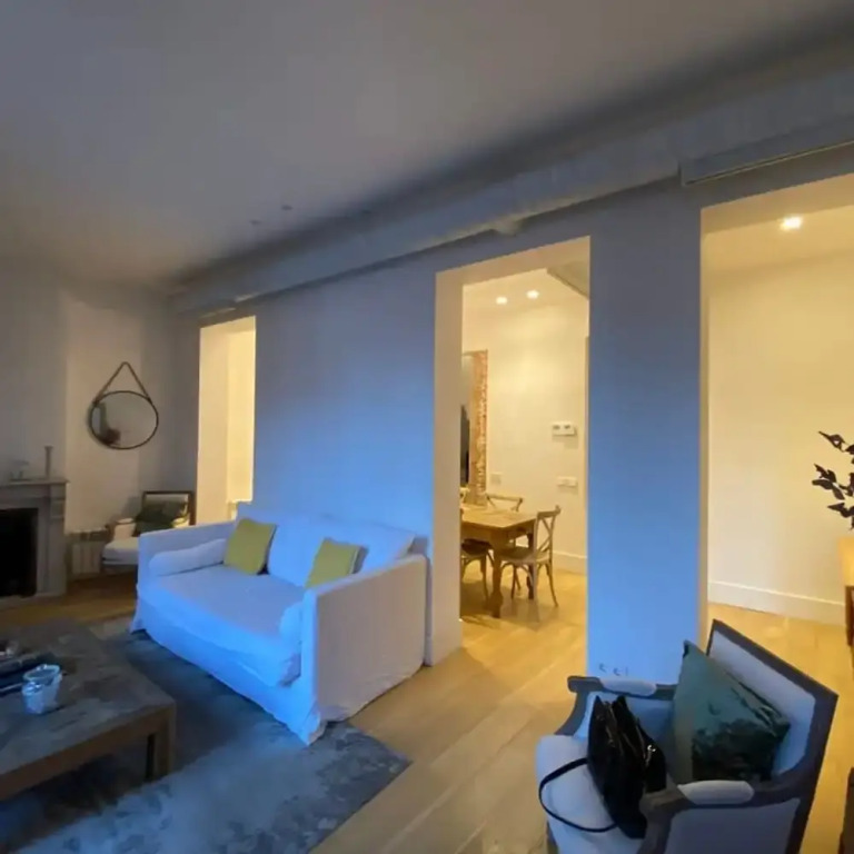 The Balconies I Apartment With Three Balconies in Malasana