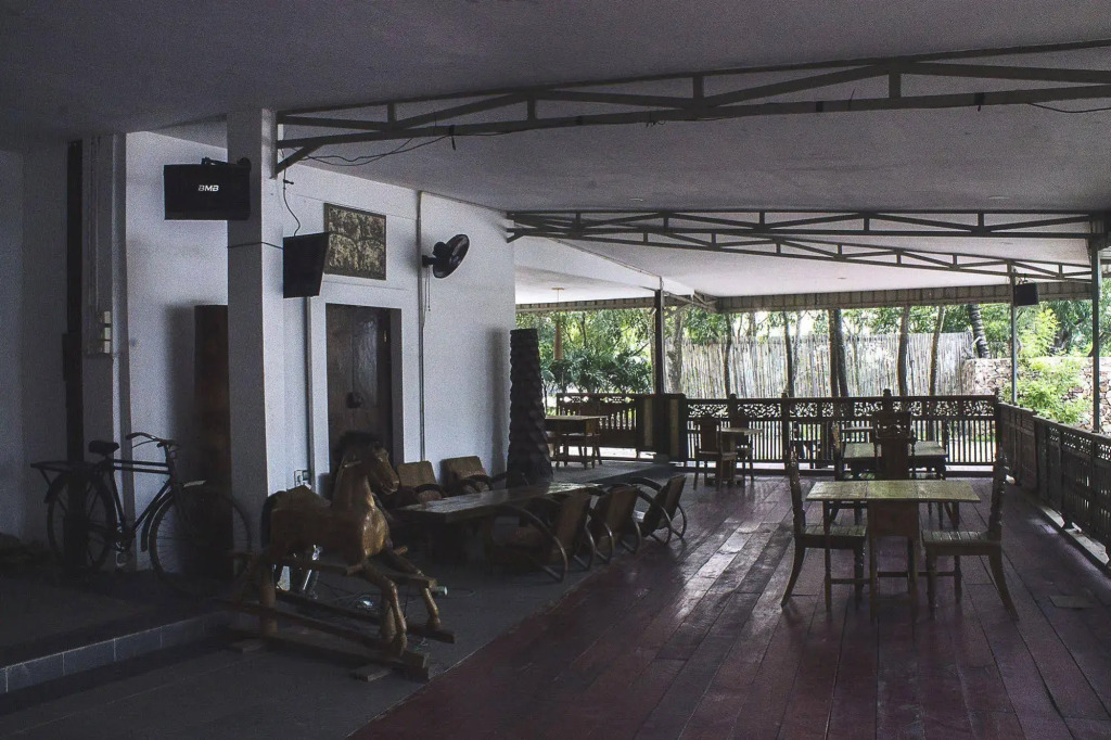 Kanaka Lake Villa