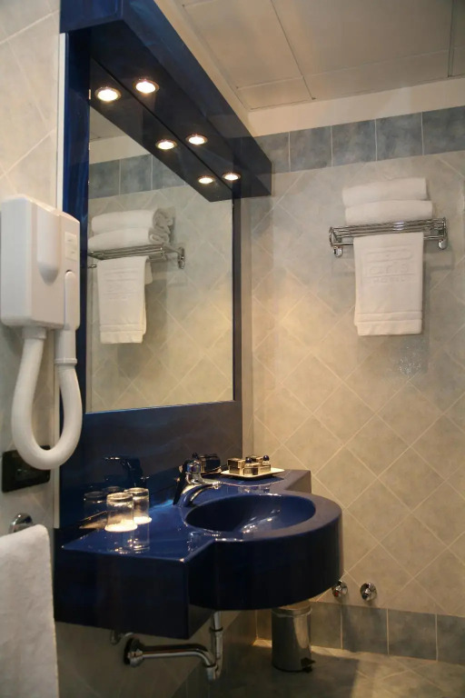 Hotel Parisi