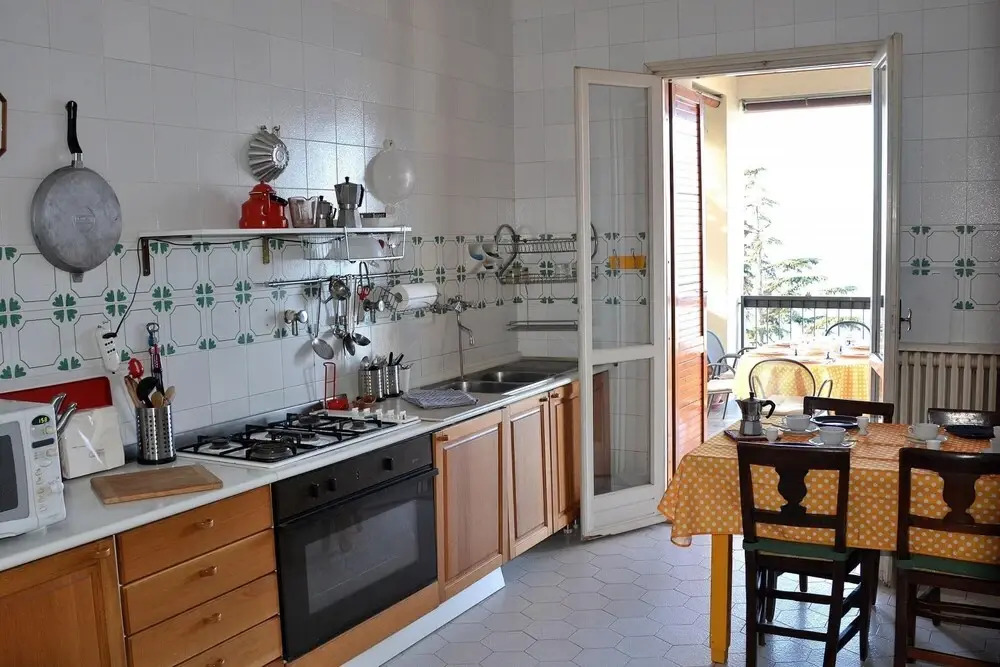Villa Retr Alle Rossone - Sleeps 7 With Breathless Lake View in Torri del Benaco