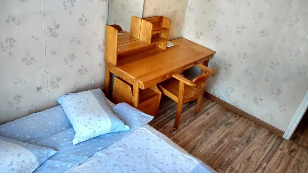 Apple Apartment