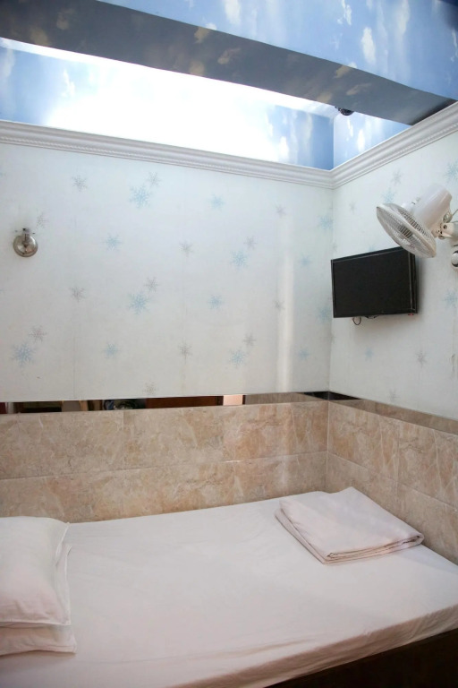 Yau King Hotel