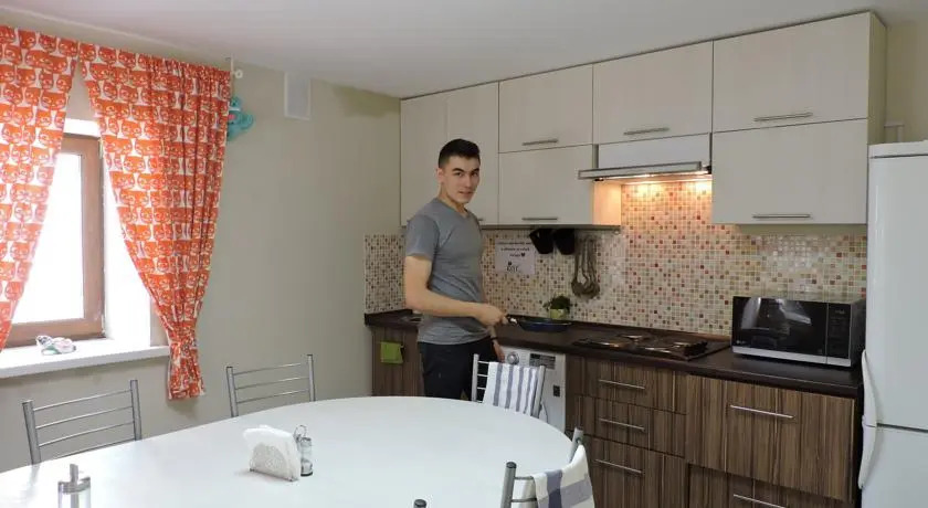 Кот на крыше