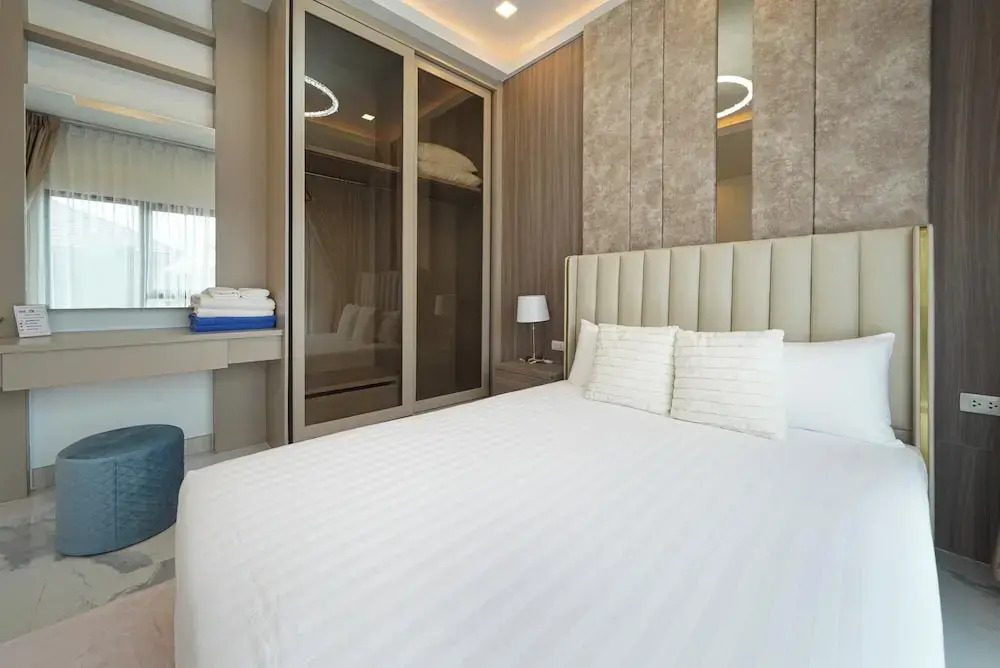 Southern Peak Pool Villa HuayYai Pattaya