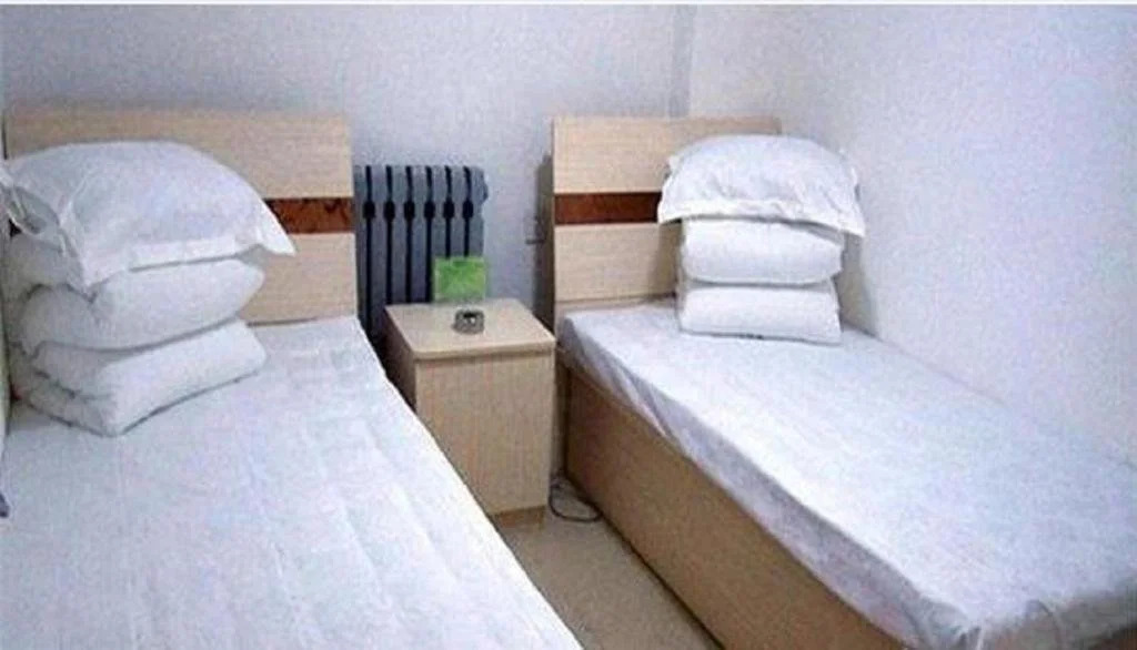 Grassland Phoenix Business Inn