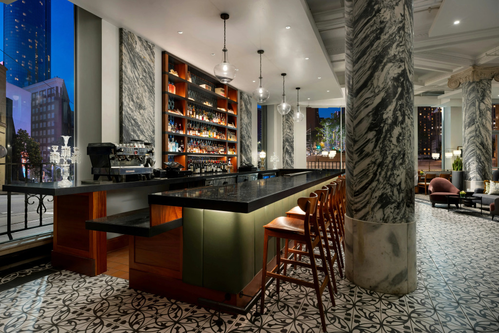 The Candler Hotel Atlanta, Curio Collection by Hilton