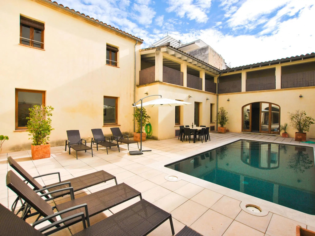 Sprawling Villa with Pool at Sa Pobla Balearic Islands