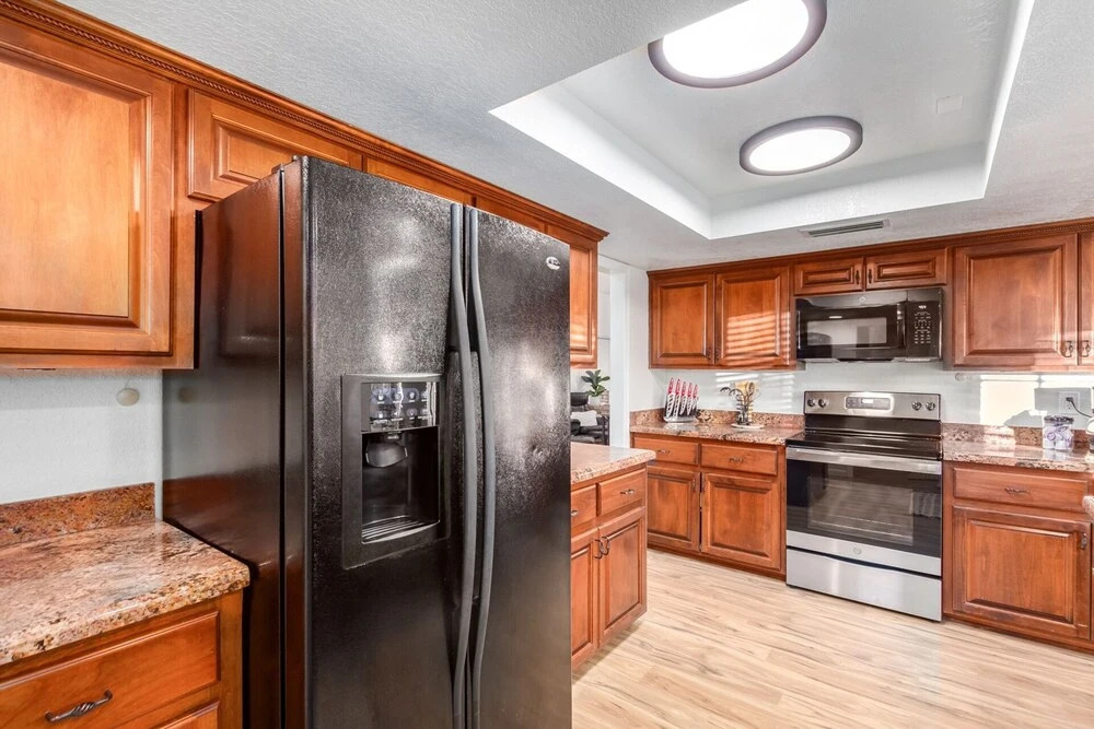 Spectacular Moon Valley! 4 Bedroom With 3 King Beds! Heated Pool! Sleeps 10! 4 Home by Redawning