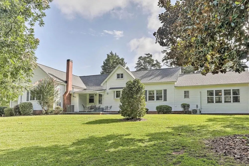 Family Home w/ Fire Pit, 2 Mi to Lake Access