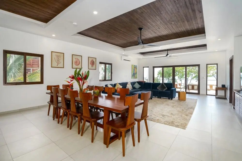 Island Breeze Villa - 5 Bedroom Private Island Villa w Pool