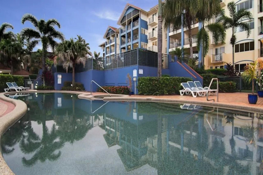 North Cove Waterfront Suites